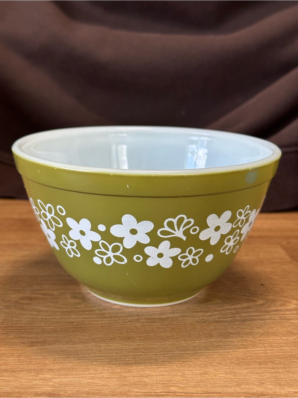 Vintage Pyrex Spring Blossom Green Crazy Daisy #401 1.5 Pint Mixing Bowl